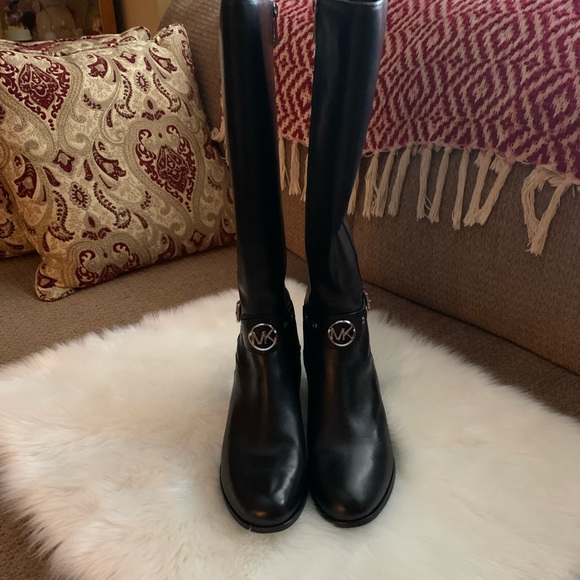 MICHAEL Michael Kors Heather Black Leather Boot size - Picture 4 of 12